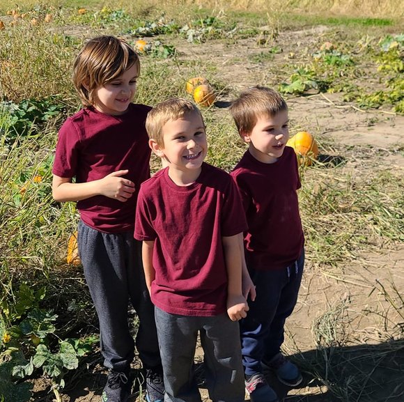 Meet your Posher, Faith - Picture 1 of 1